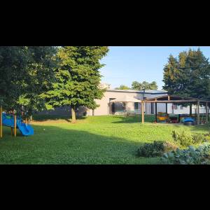 La sede della scuola dell'infanzia di Zingonia, lato est